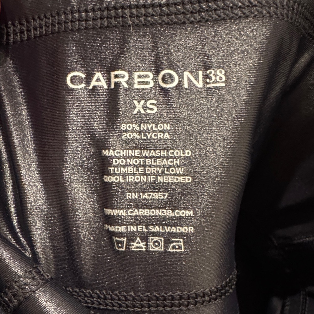 Carbon38 Sleek Black Leggings